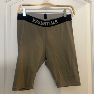 Essentials bikes shorts